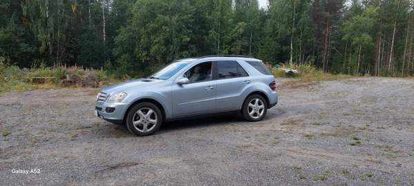 Mercedes-Benz ML Lieksa - valokuva 1