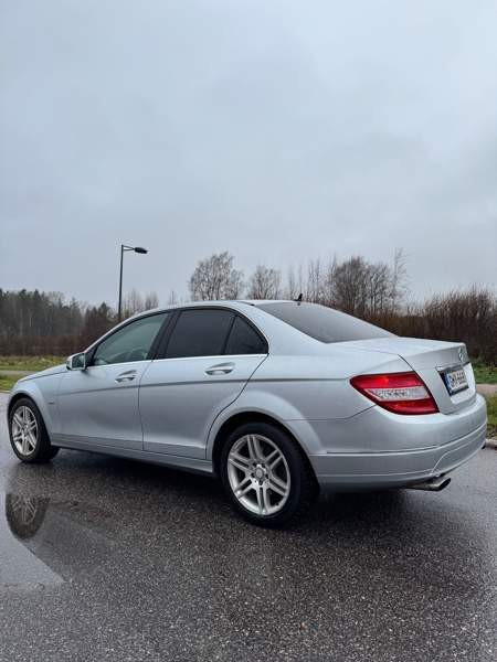 Mercedes-Benz C Espoo - valokuva 2
