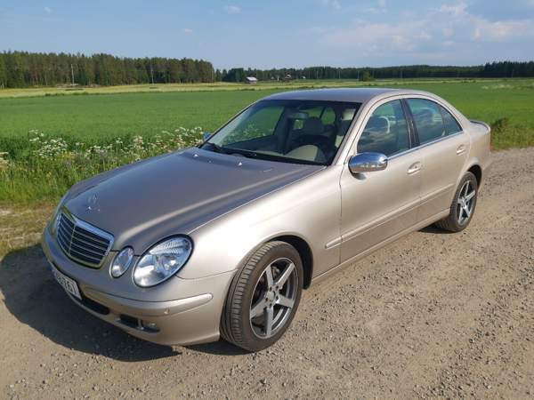 Mercedes-Benz E Ylihärmä - valokuva 7