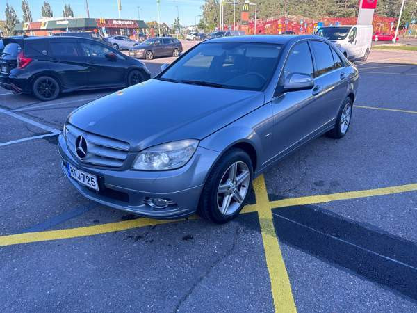 Mercedes-Benz C Turtkul - valokuva 1