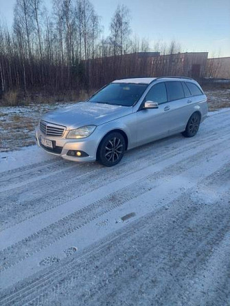 Mercedes-Benz C Хаукипудас - изображение 1