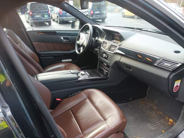 Mercedes-Benz E Hyvinkää - valokuva 4