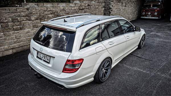 Mercedes-Benz C Uusikaarlepyy - valokuva 3