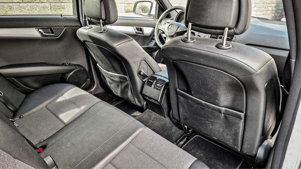 Mercedes-Benz C Uusikaarlepyy - valokuva 8