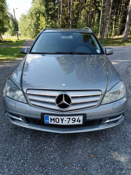 Mercedes-Benz C Joroinen - valokuva 2
