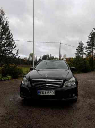 Mercedes-Benz C Pornainen