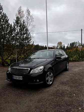 Mercedes-Benz C Pornainen