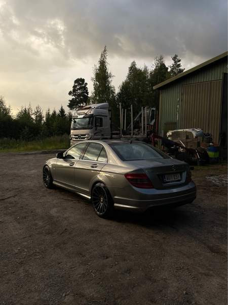 Mercedes-Benz C Hämeenkyrö - valokuva 1