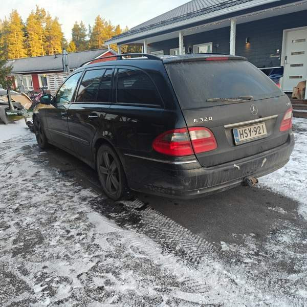 Mercedes-Benz E Oulu - valokuva 4