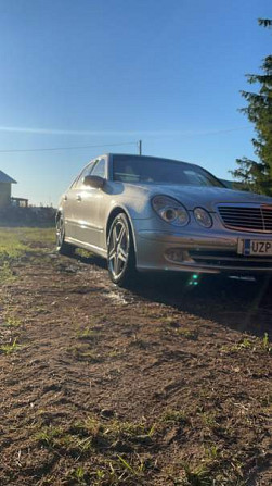 Mercedes-Benz E Oripää - valokuva 2