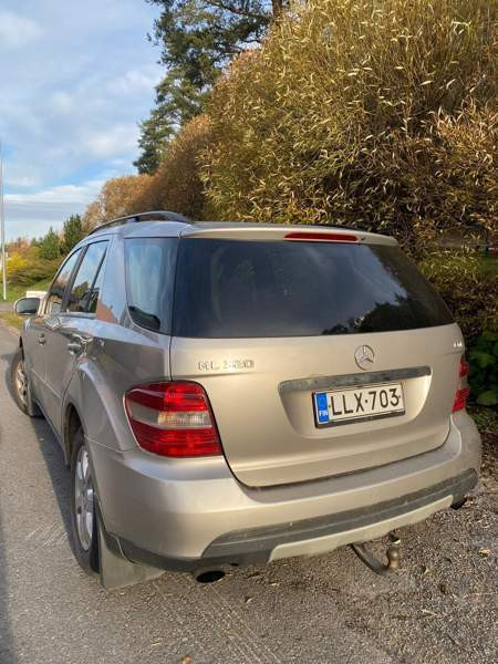 Mercedes-Benz ML Savonlinna - valokuva 2