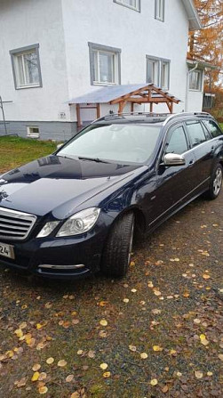 Mercedes-Benz E Utajärvi - valokuva 2