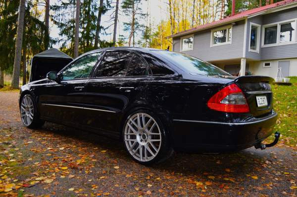 Mercedes-Benz E Kaarina - valokuva 3