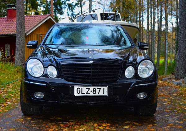 Mercedes-Benz E Kaarina - valokuva 1