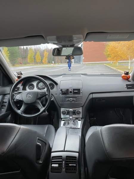 Mercedes-Benz C Оулу - изображение 6