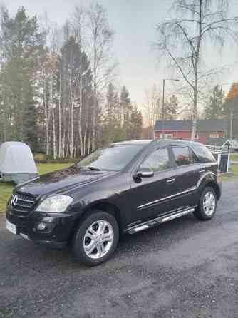 Mercedes-Benz ML Haukipudas