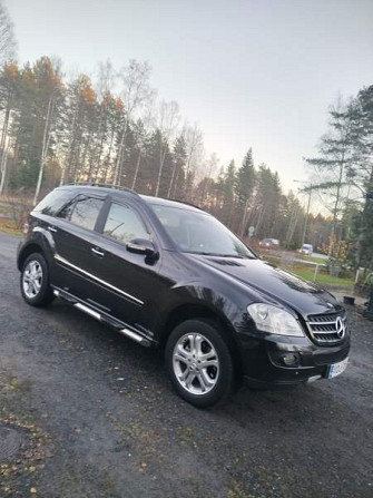 Mercedes-Benz ML Haukipudas - valokuva 1