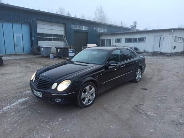 Mercedes-Benz E Kaavi – foto 1