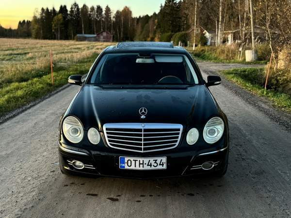 Mercedes-Benz E Оулу - изображение 6