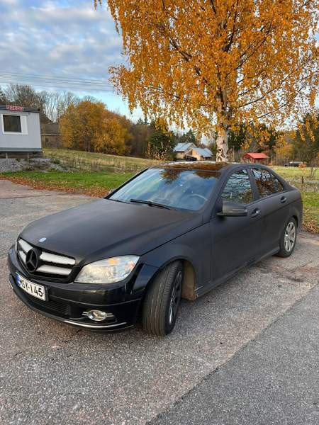 Mercedes-Benz C Turtkul - valokuva 1
