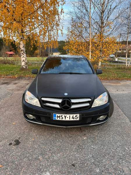 Mercedes-Benz C Turtkul - valokuva 3