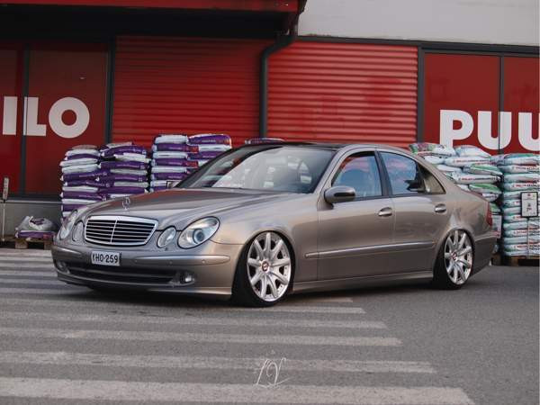 Mercedes-Benz E Yloejaervi - изображение 1