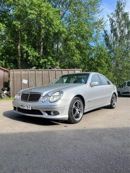 Mercedes-Benz E Vantaa - valokuva 1