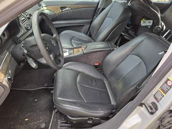 Mercedes-Benz E Lempaeaelae - photo 8