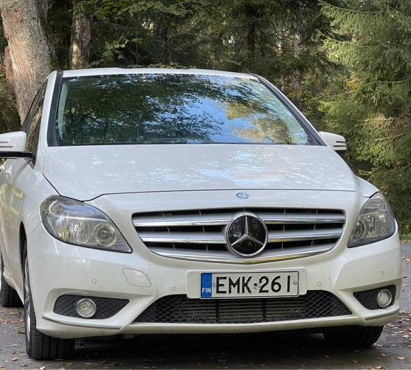 Mercedes-Benz B Jaervenpaeae – foto 1