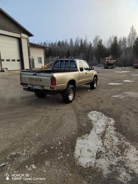 Toyota Hilux Kivijärvi - изображение 4