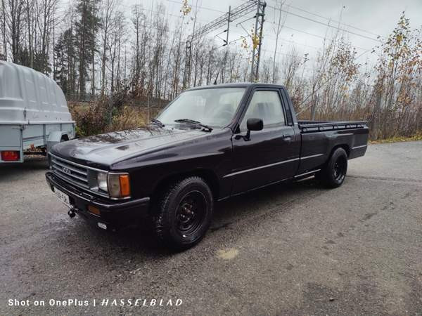 Toyota Hilux Lempaeaelae - photo 1