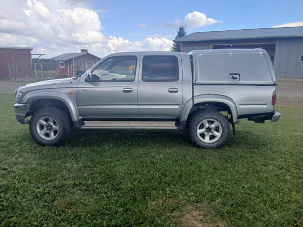 Toyota Hilux Kitee - изображение 6