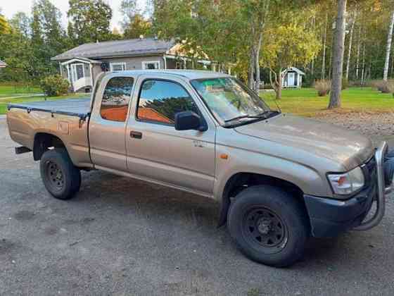 Toyota Hilux Valkeala