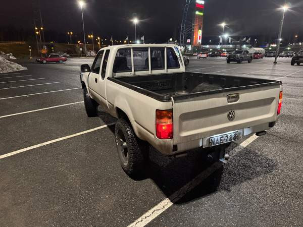 Toyota Hilux Yloejaervi – foto 4