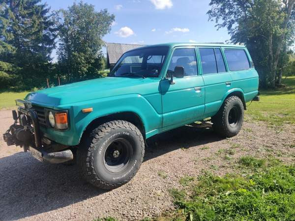 Toyota Land Cruiser Лодейное Поле - изображение 2