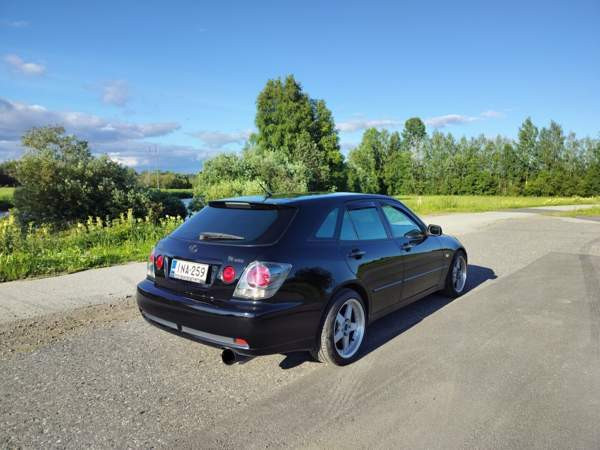 Lexus IS Таксимо - изображение 3