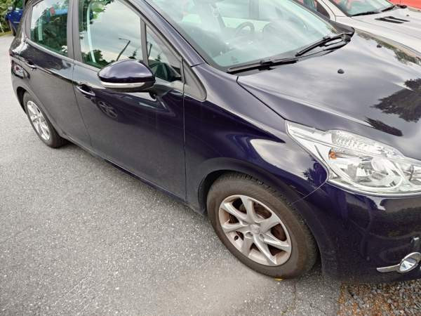 Peugeot 208 Zaporiz'ka Oblast' - photo 1