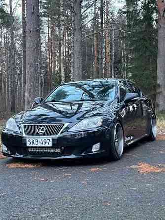 Lexus IS Karstula