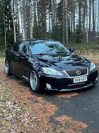 Lexus IS Karstula