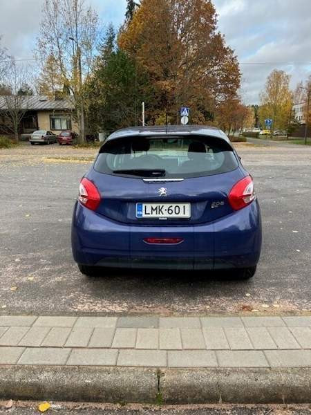 Peugeot 208 Нурмиярви - изображение 8