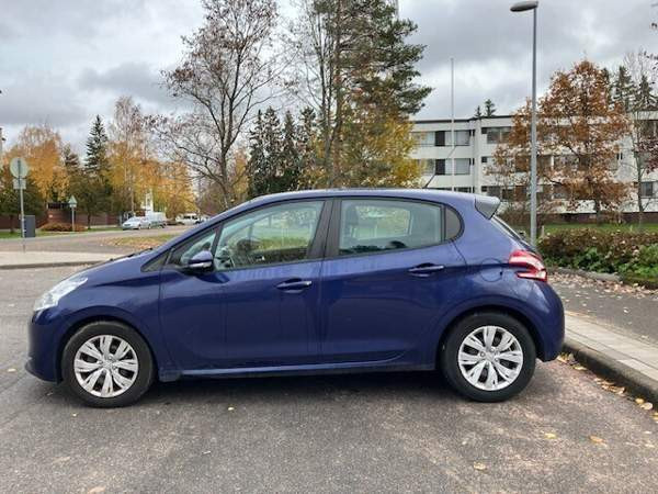 Peugeot 208 Нурмиярви - изображение 6