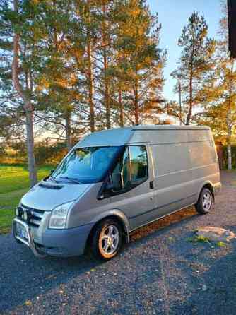 Ford Transit Pertteli