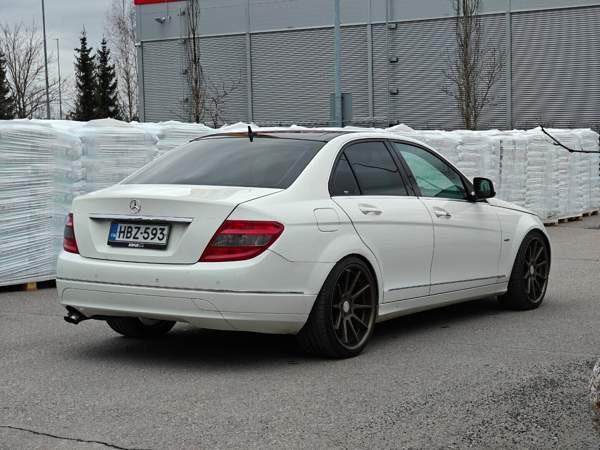 Mercedes-Benz C Glebychevo – foto 6