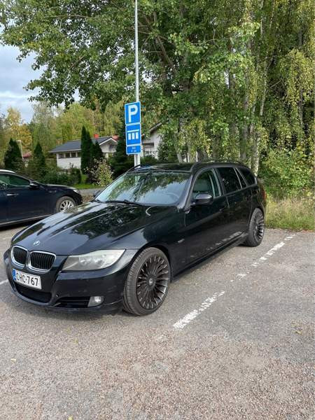 BMW 320 Espoo - valokuva 1