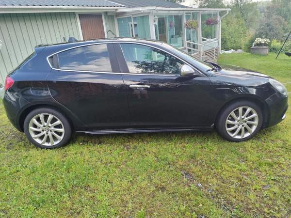 Alfa Romeo Giulietta Nokia – foto 7