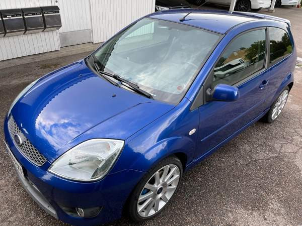 Ford Fiesta Turtkul - photo 2