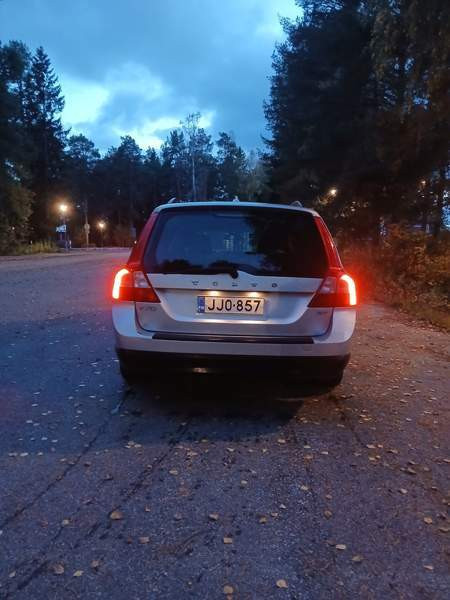 Volvo V70 Vaasa - valokuva 4