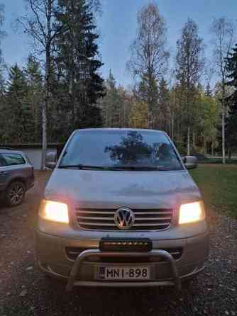 Volkswagen Caravelle Pöytyä