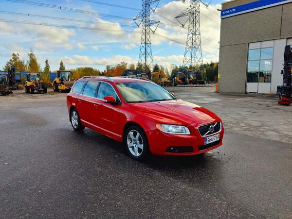 Volvo V70 Jaervenpaeae - photo 6