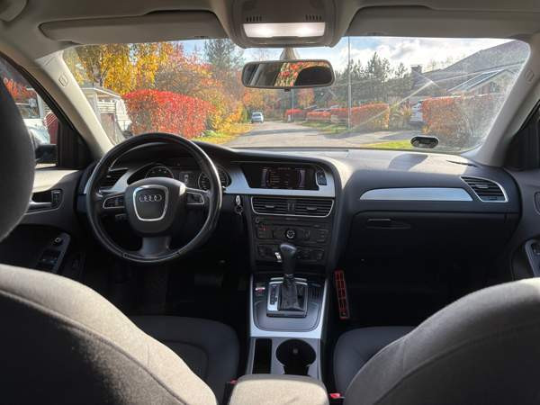 Audi A4 Холлола - изображение 7